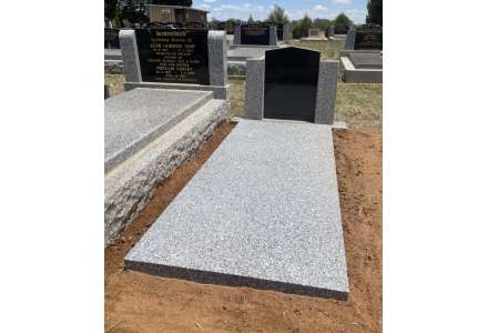 LEITCH-Patho-added low ledger and piers